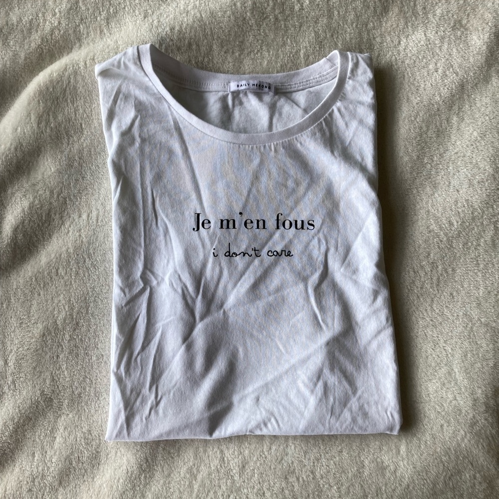 NWOT white French short sleeve t-shirt